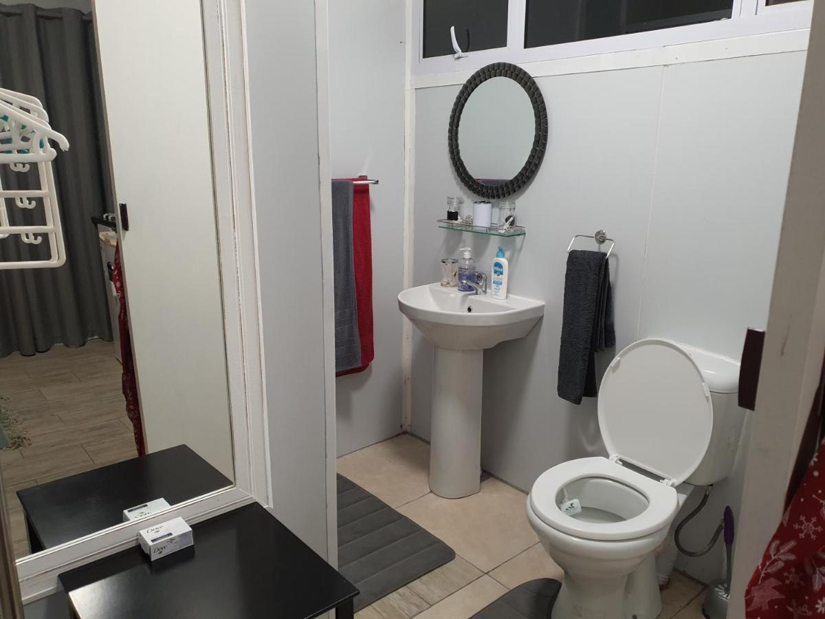 Atlantic Studio - Compact Unit With Sea Views Melkbosstrand Exterior photo