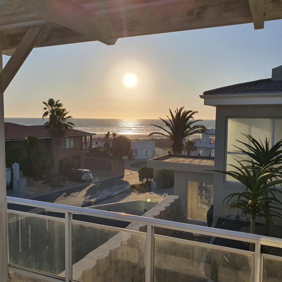 Atlantic Studio - Compact Unit With Sea Views Melkbosstrand Exterior photo